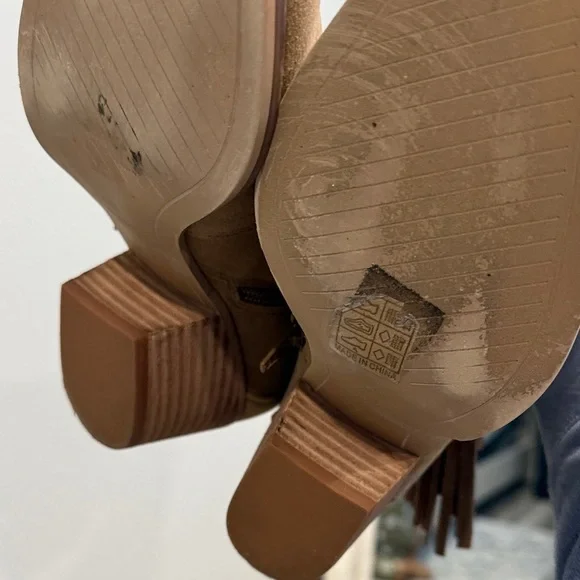 Oasis Society Tan Faux Suede Fringe Western Boots sz 7.5 - Picture 8 of 9